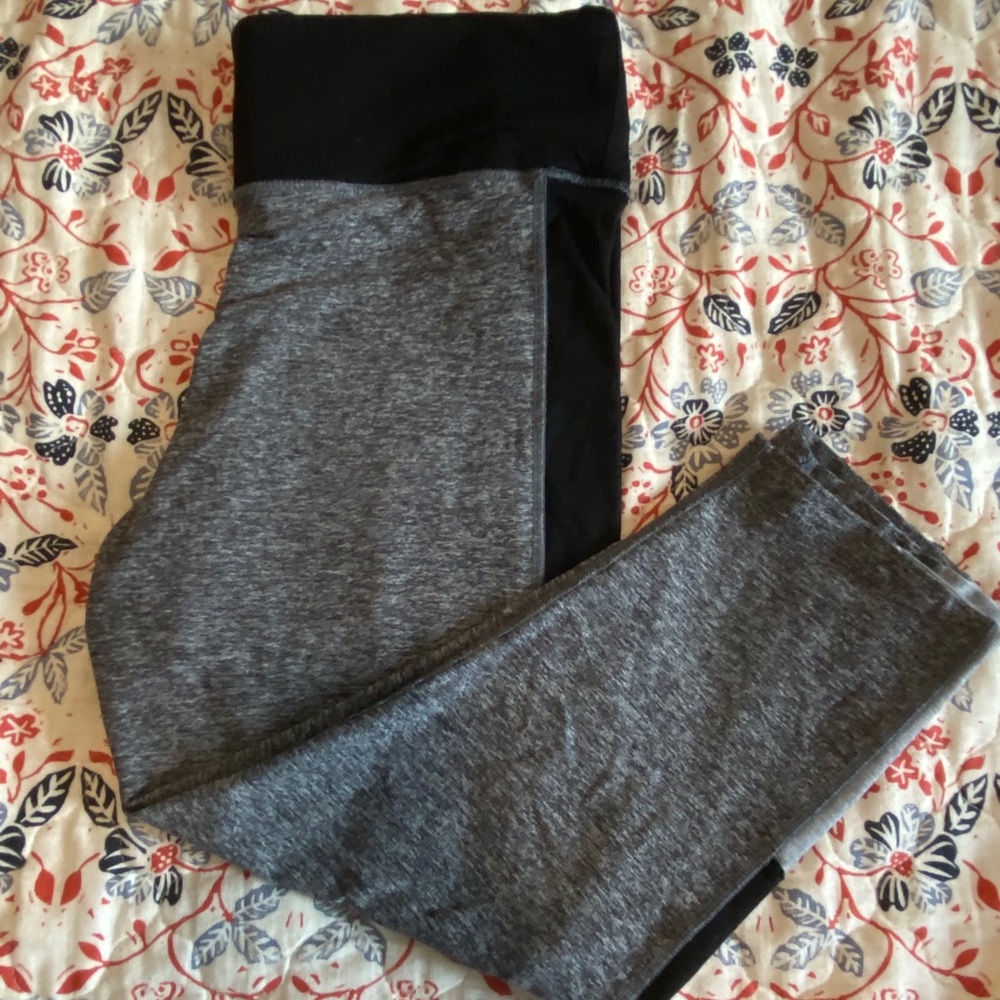 PINK yoga pants/leggings